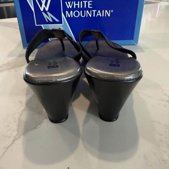 White Mountain Wedge Thong Sandals Women’s 8M Black/Silver Sequins/Rhinestones - Picture 2 of 8